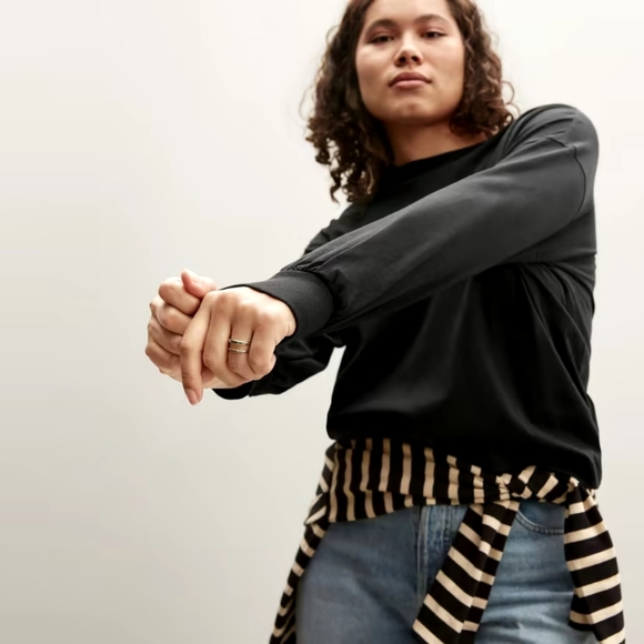 Everlane Tops - Everlane Long Sleeve Tee Black Shirt Crew Oversized Organic Cotton Women